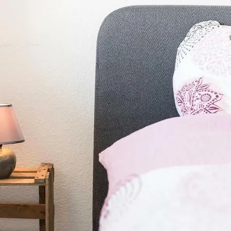 Apartment 120M2 Monteurswohnung Fuer 8 Personen Mit 2 Schlafzimmer Und 1 Wohnschlafzimmer *